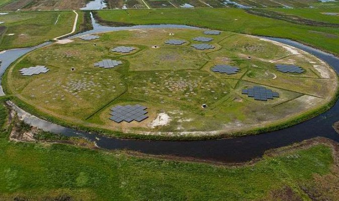 Anteny systemu LOFAR w Holandii - fot. kosmonauta.net